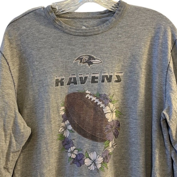 Baltimore Ravens Tommy Bahama Sport Lei Pass Long Sleeve T-Shirt Gray medium - Picture 2 of 10